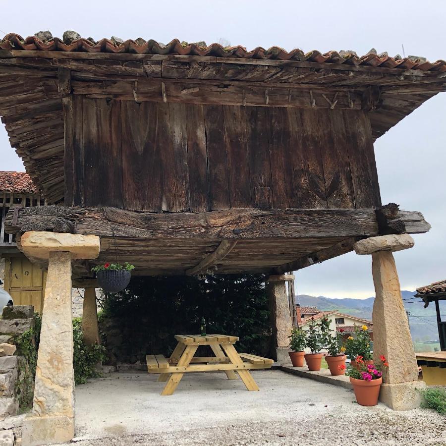 Los Balcones De Nieda Onís Eksteriør billede