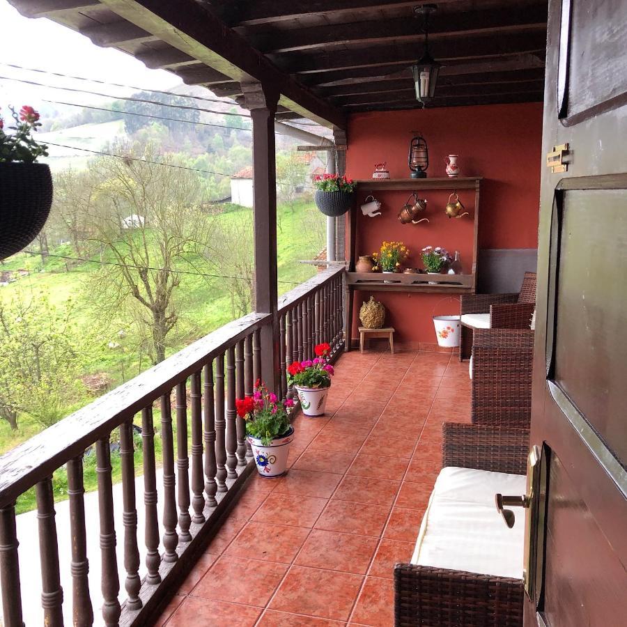 Los Balcones De Nieda Onís Eksteriør billede
